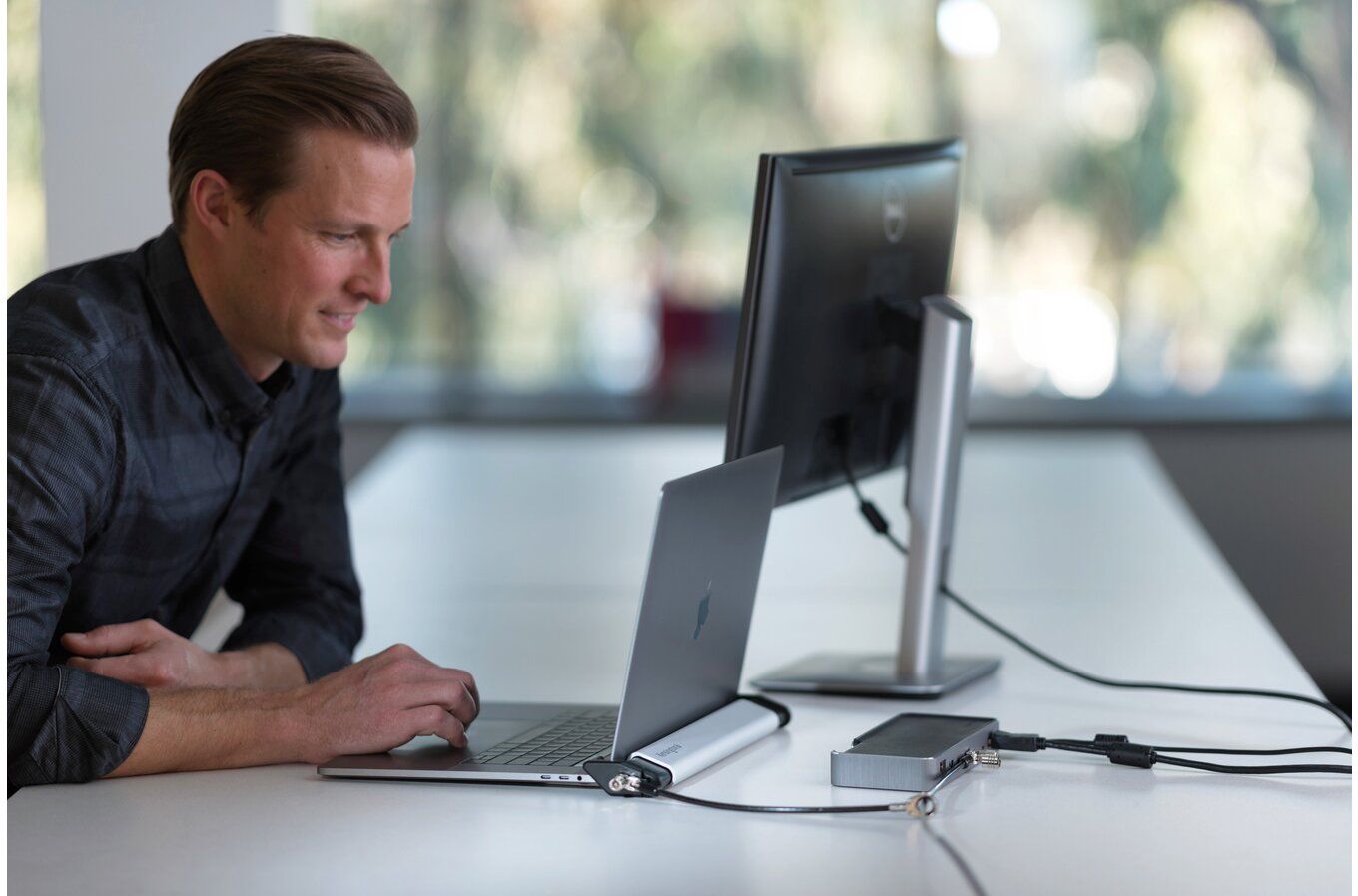 KENSINGTON K65048WW Kensington MicroSaver 2.0 Twin Keyed Keyed Lock_4