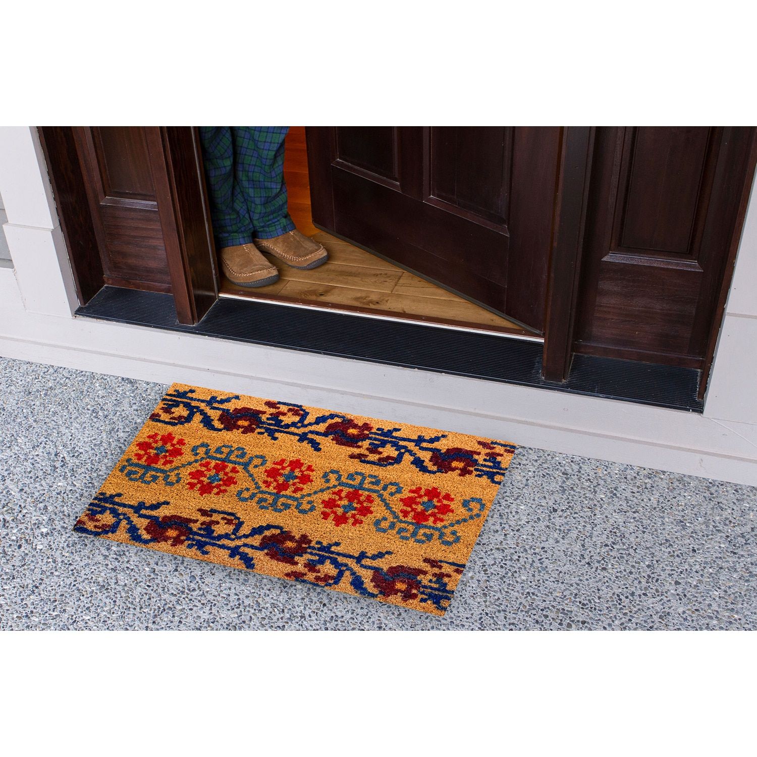 COVORAS INTRARE TRADITIONAL OLTENIA, HEINNER CARE_3