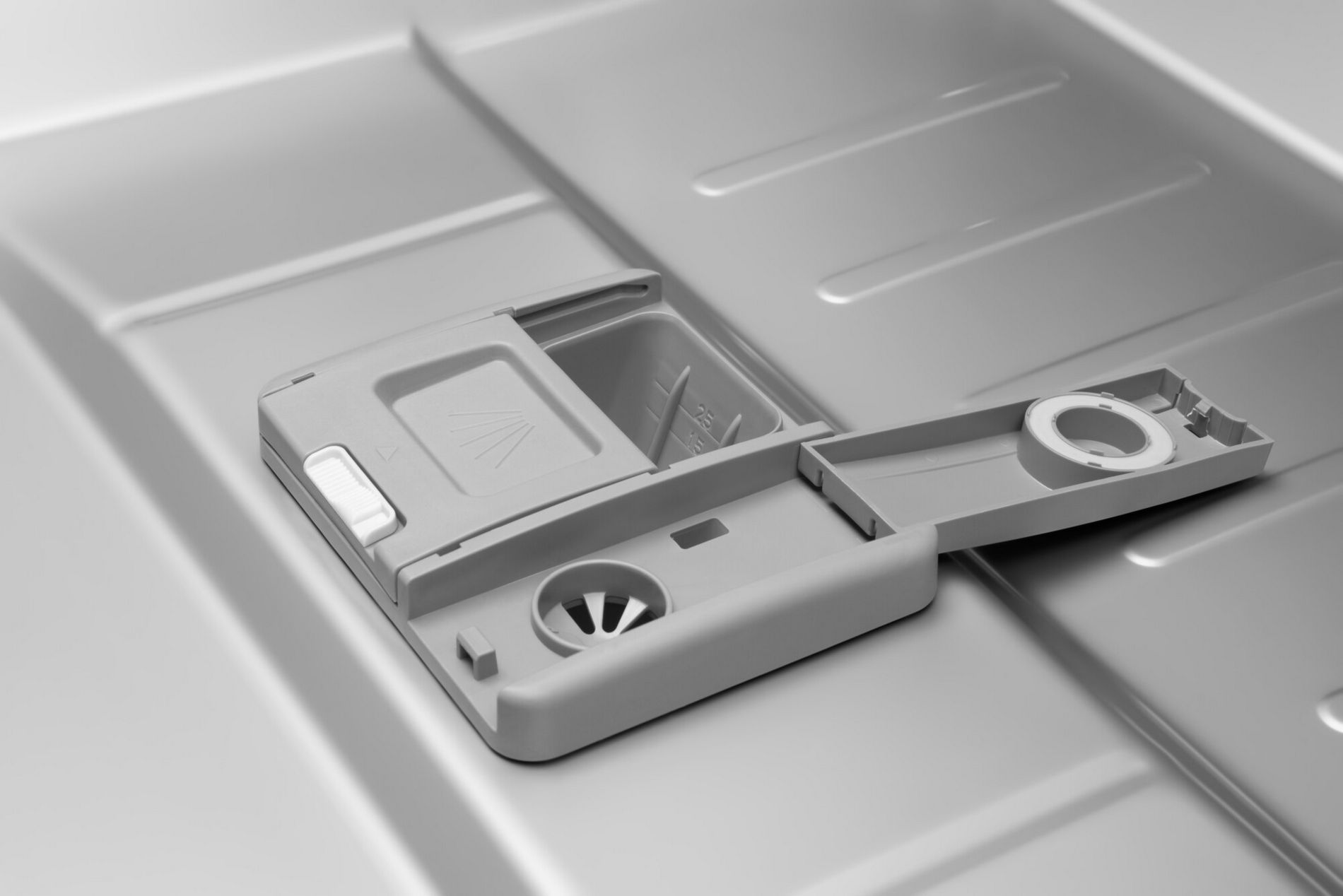 Freestanding dishwasher AMICA DFM66C8EOIBH black_10