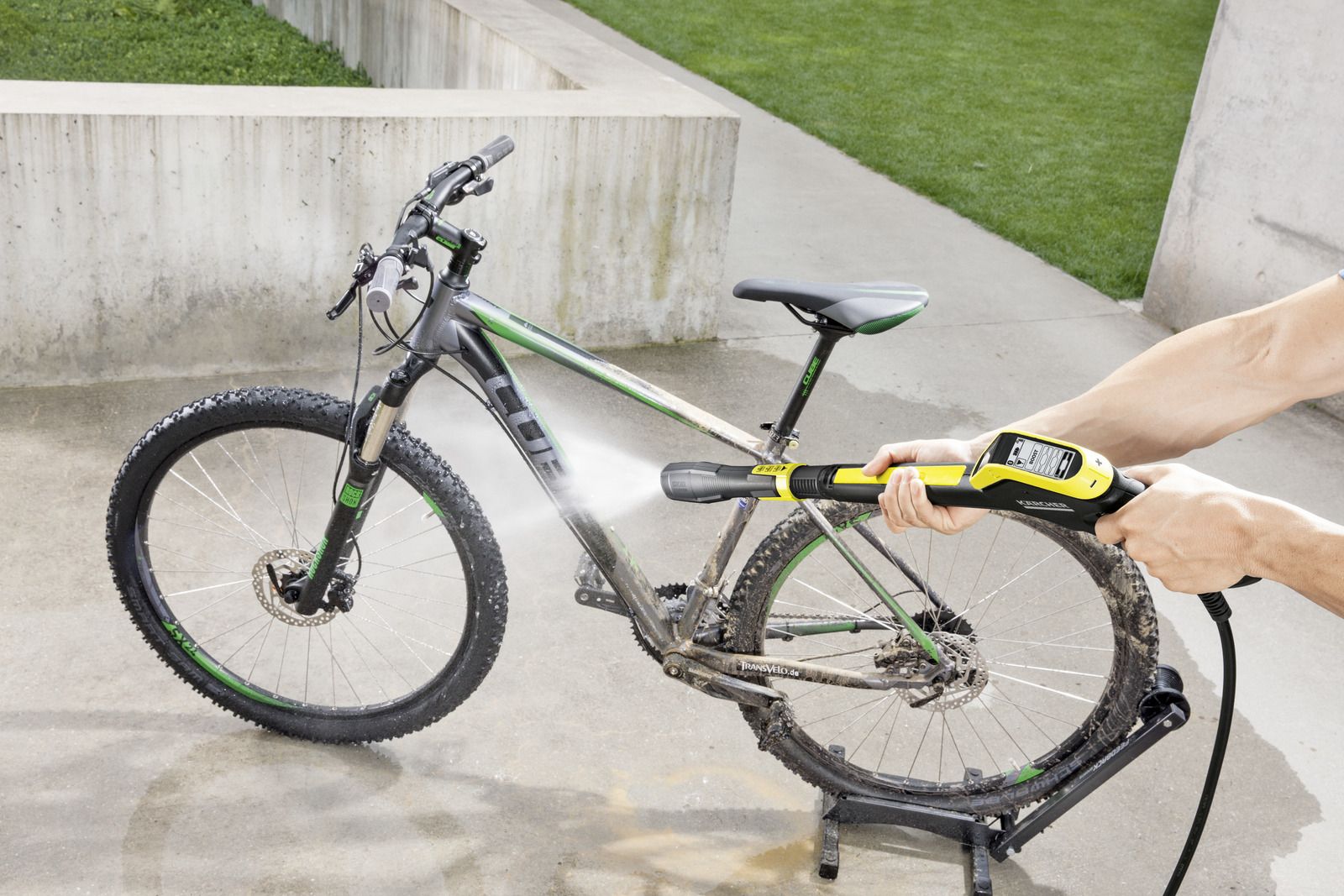 Kärcher K 5 SMART CONTROL pressure washer Upright Electric 500 l/h Black, Yellow_7