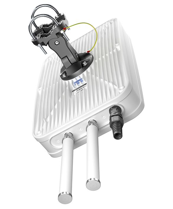 QuMax Omni for RUTX50 - 4x, Antenna 5G Band71 + Wi-Fi_2