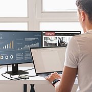 USB4 DUAL 4K MULTI-PORT HUB/_11