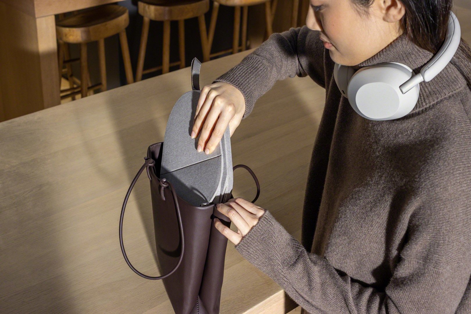 Sony WH-1000XM5 Headset Wired & Wireless Head-band Calls/Music Bluetooth Silver_6