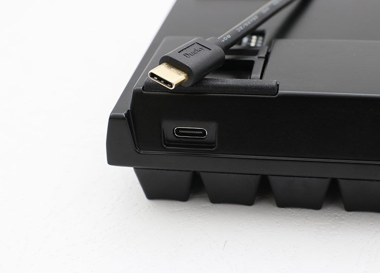 Ducky Mecha Pro SF Gaming Keyboard - Cherry MX-Red (US)_5