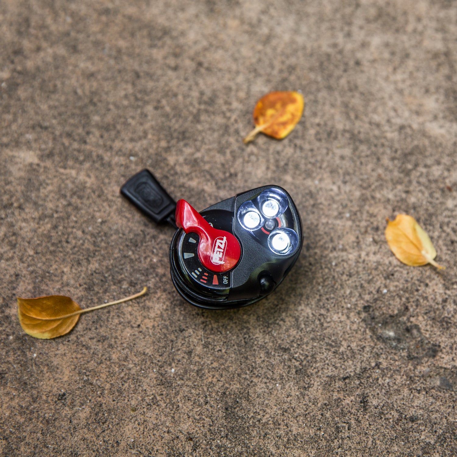 e+lite PETZL headlamp_1