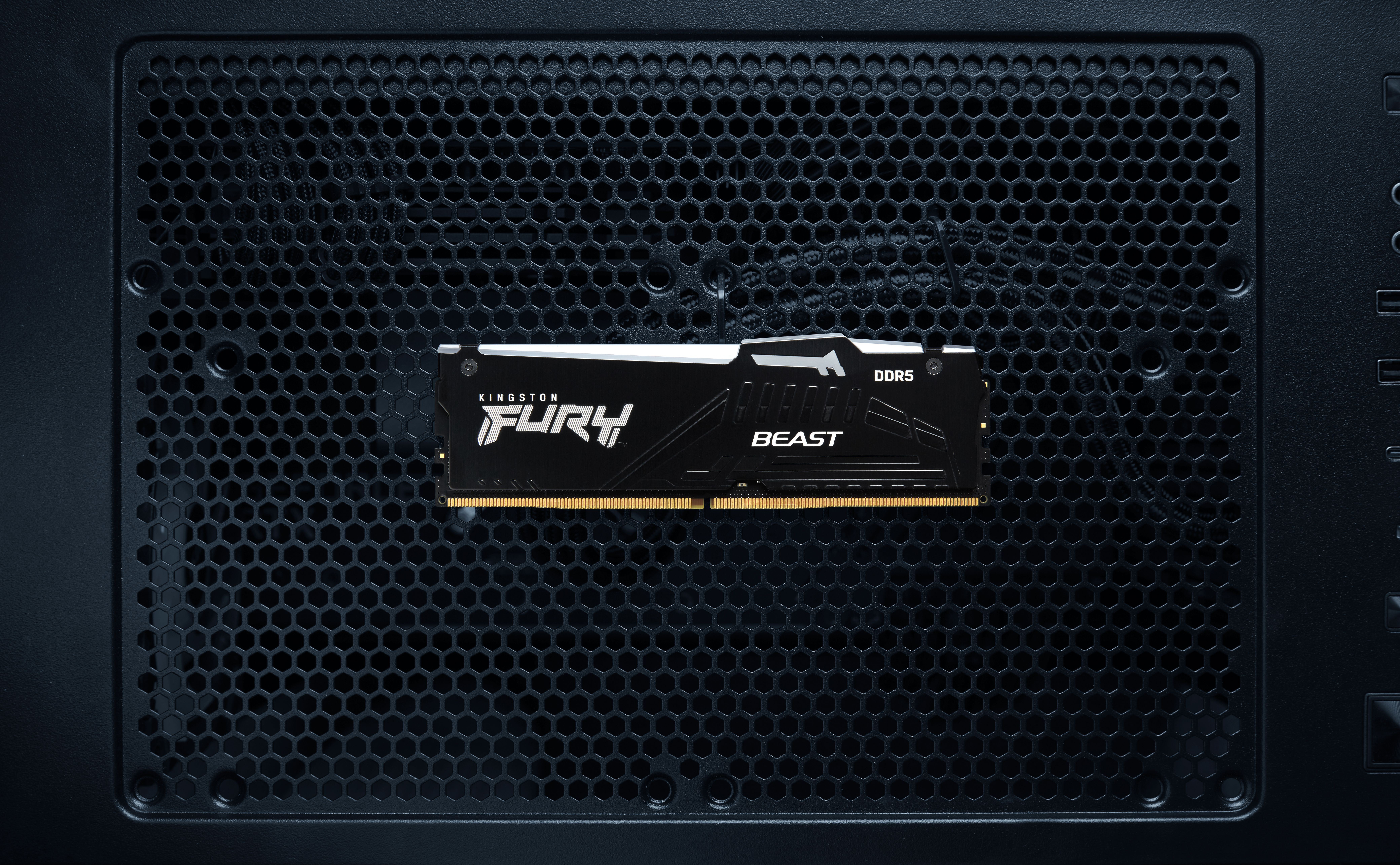 32GB DDR5 6000MT/S CL30 DIMM/FURY BEAST RGB EXPO_14