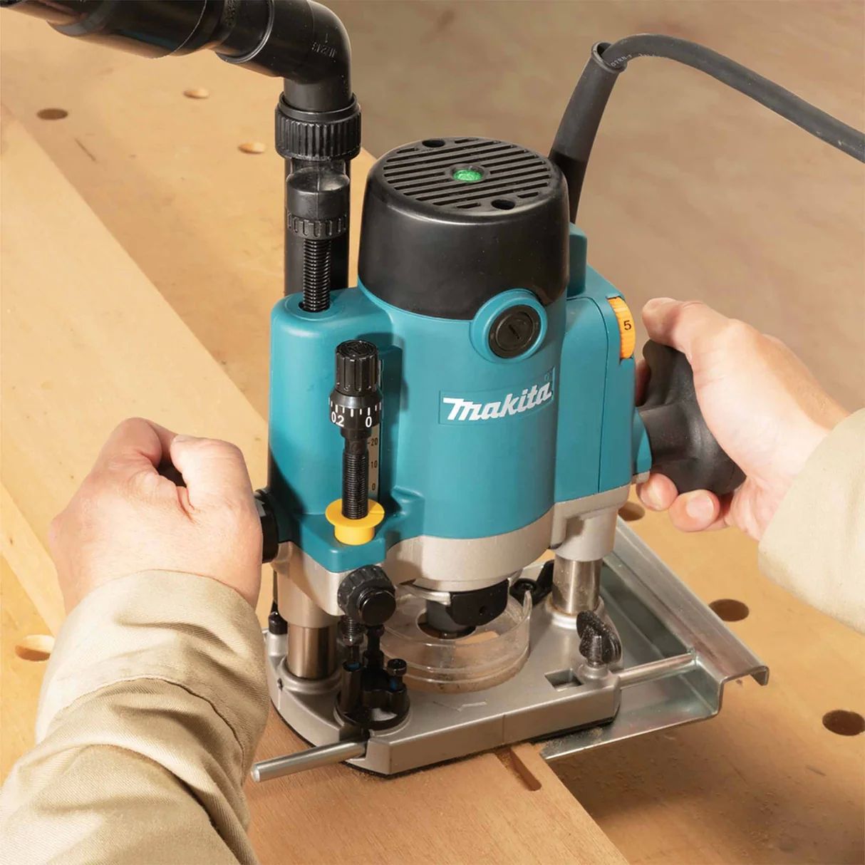 MAKITA. TOP MILL. 1100W RP1111CJ_3