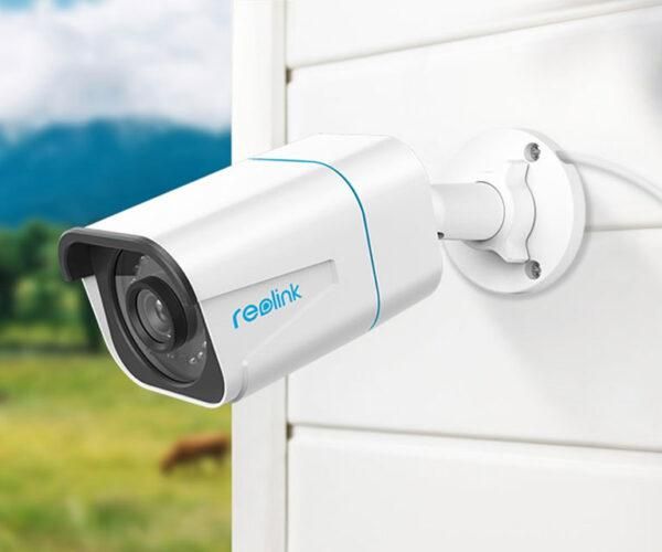 Reolink P330 - 4K 8MP UHD Outdoor PoE Security Camera with 256GB Capacity  Smart Alerts  Audio Recording  & Night Vision_1