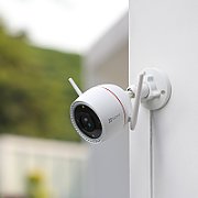 EZVIZ H3C 2K Outdoor Camera_1
