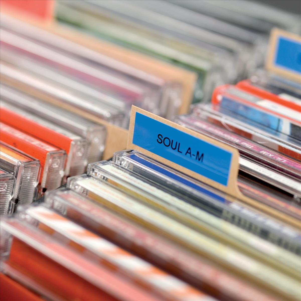 D1-TAPE 9MM X 7M/BLACK ON BLUE_6