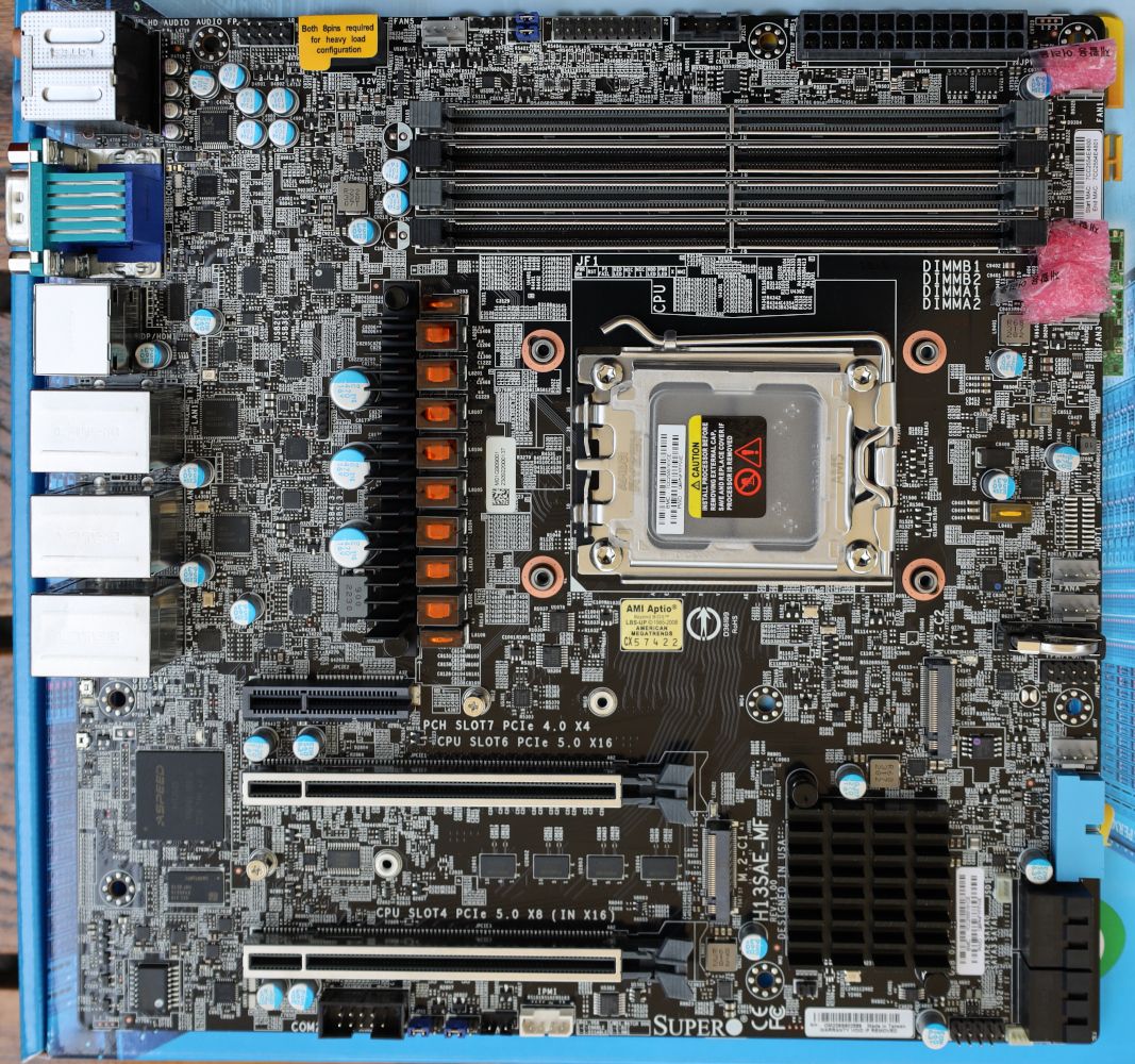 Supermicro H13SAE-MF-B/1xAM5 M-ATX/4xDDR5/2x 1Gbe LAN/bulk/incl. OOB_1