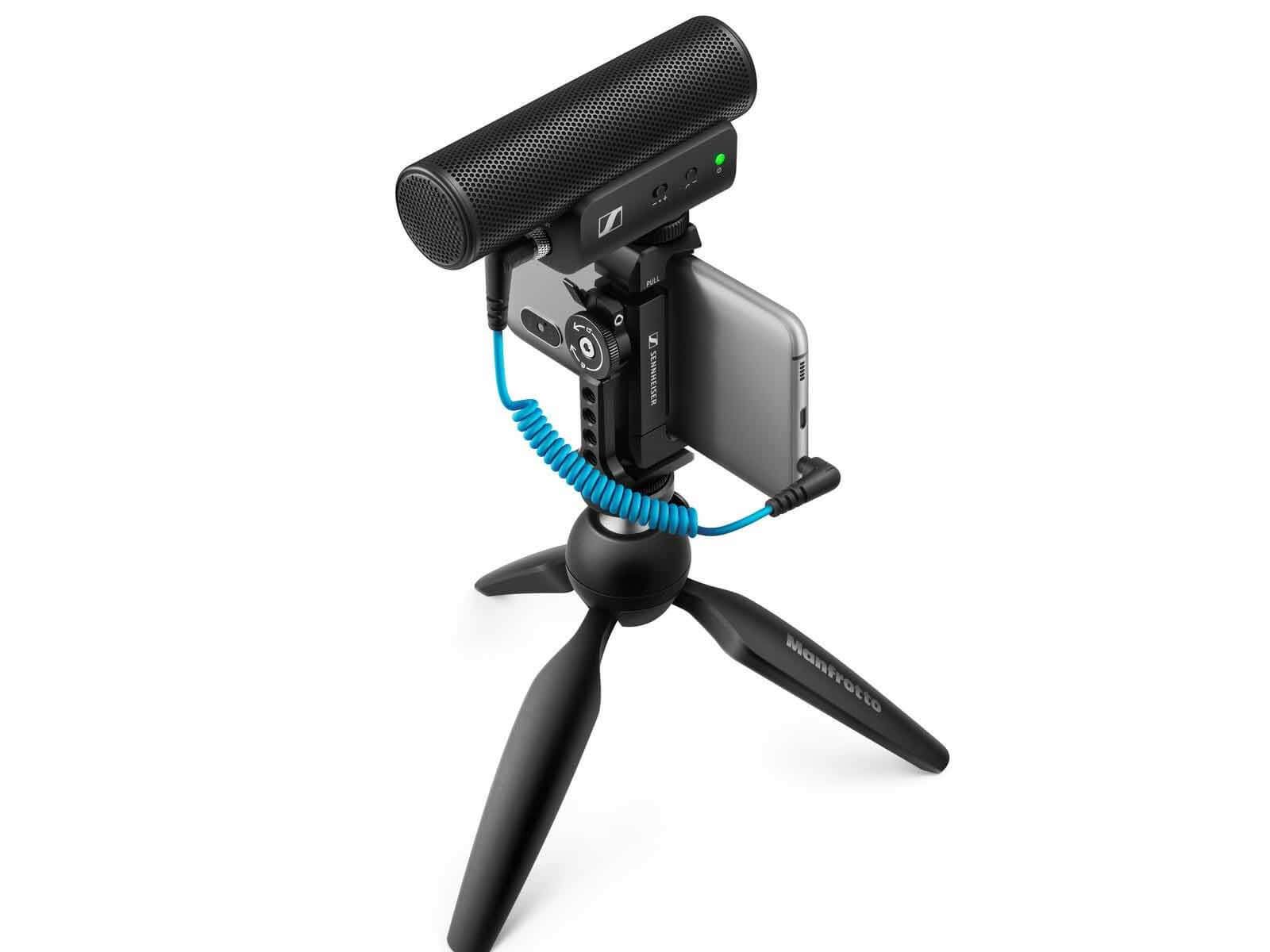 Sennheiser MKE 400 Mobile Kit - condenser  supercardioid microphone with low-pass filter with Manfrotto tripod_2