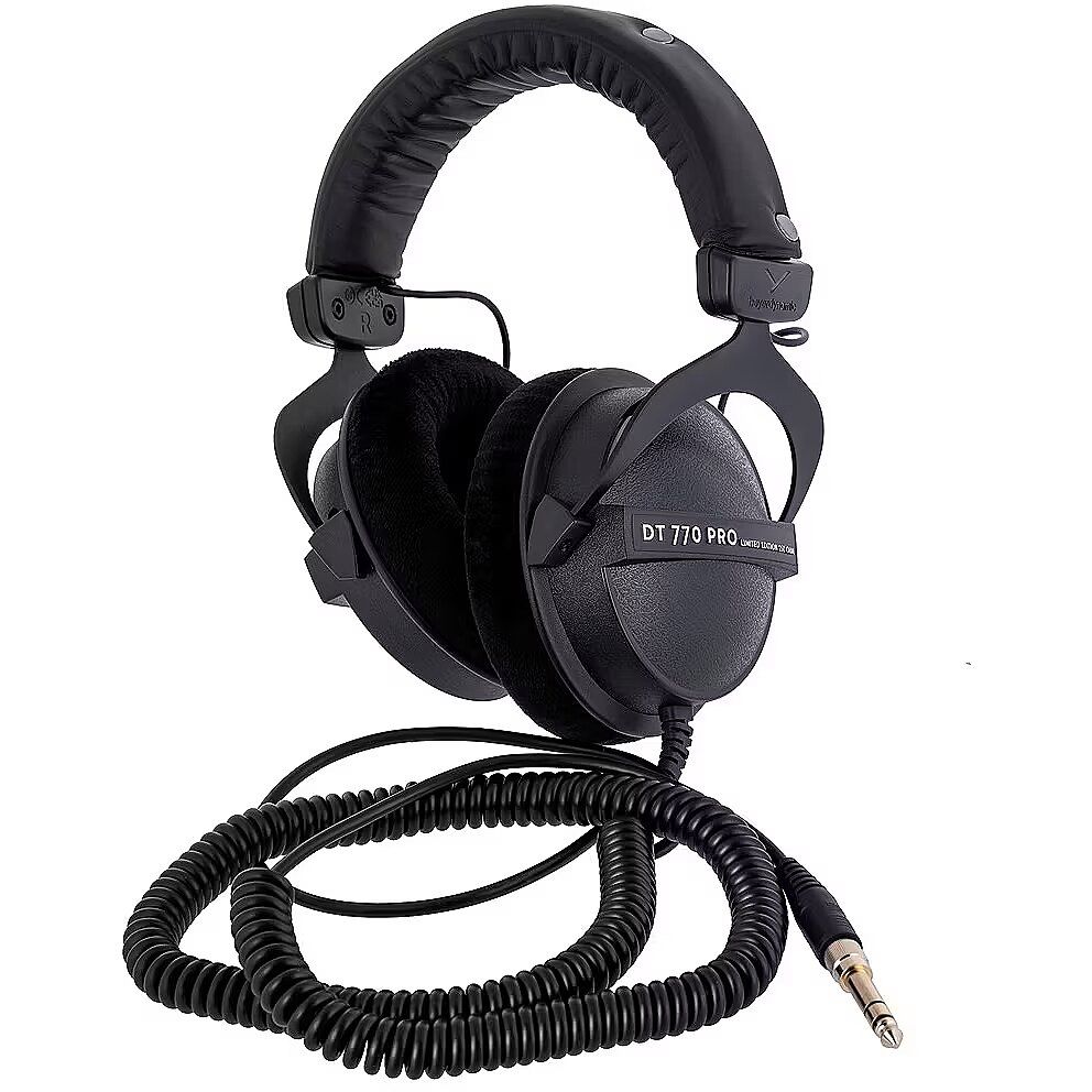 Beyerdynamic DT 770 PRO 250 OHM Black Limited Edition - closed studio headphones_1