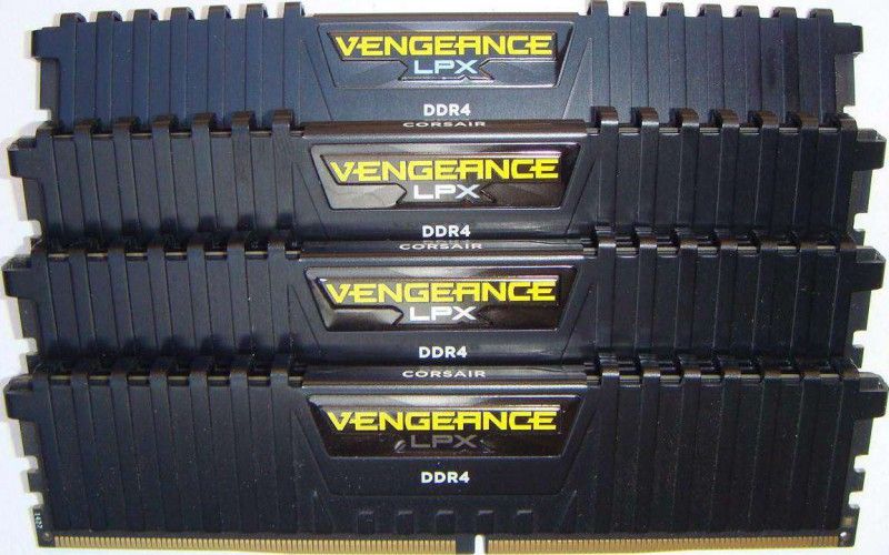 Corsair Vengeance LPX, 32GB module de memorie 32 Giga Bites 4 x 8 Giga Bites DDR4 2666 MHz_3