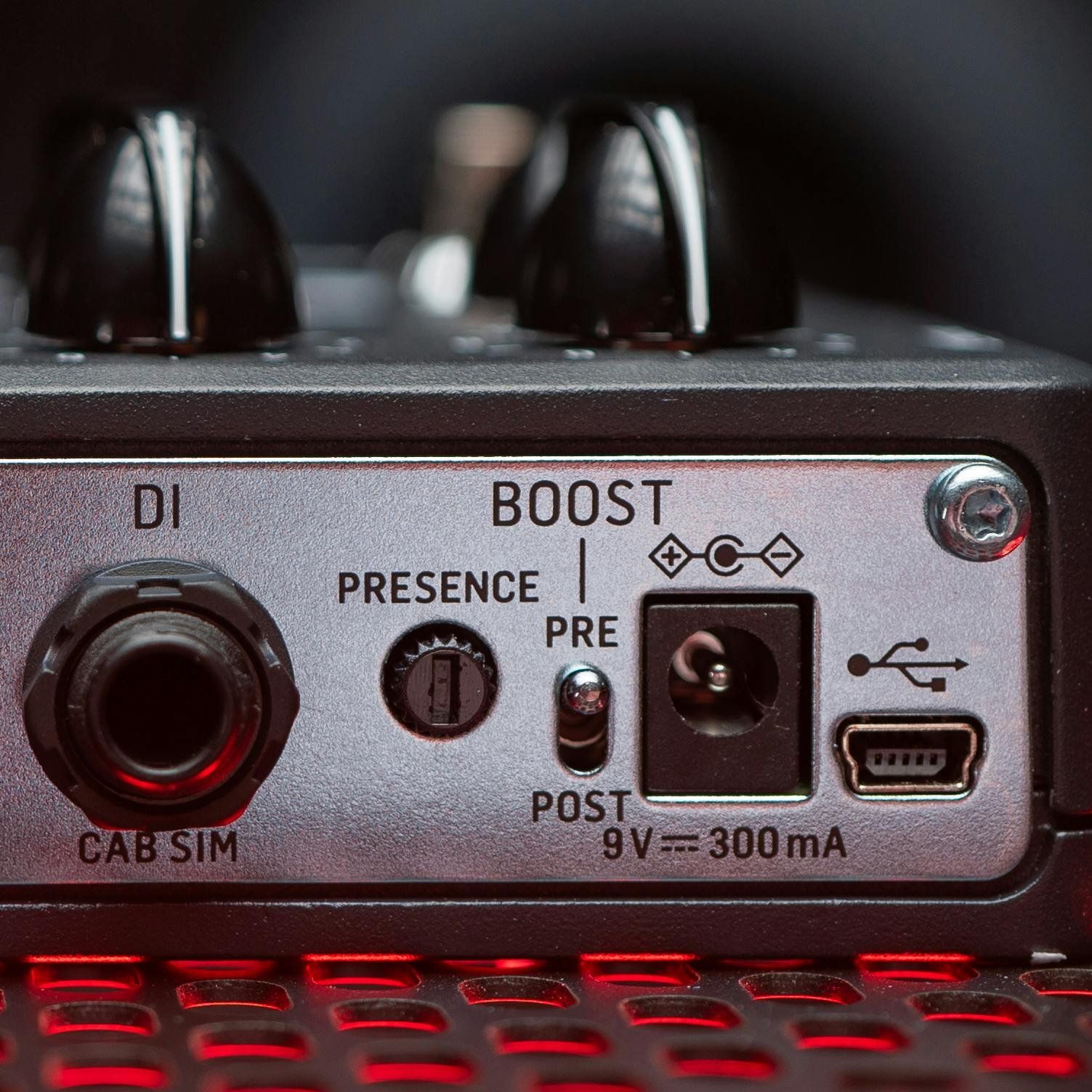 TC Electronic V550 PREAMP Przedwzmacniacz gitarowy_3