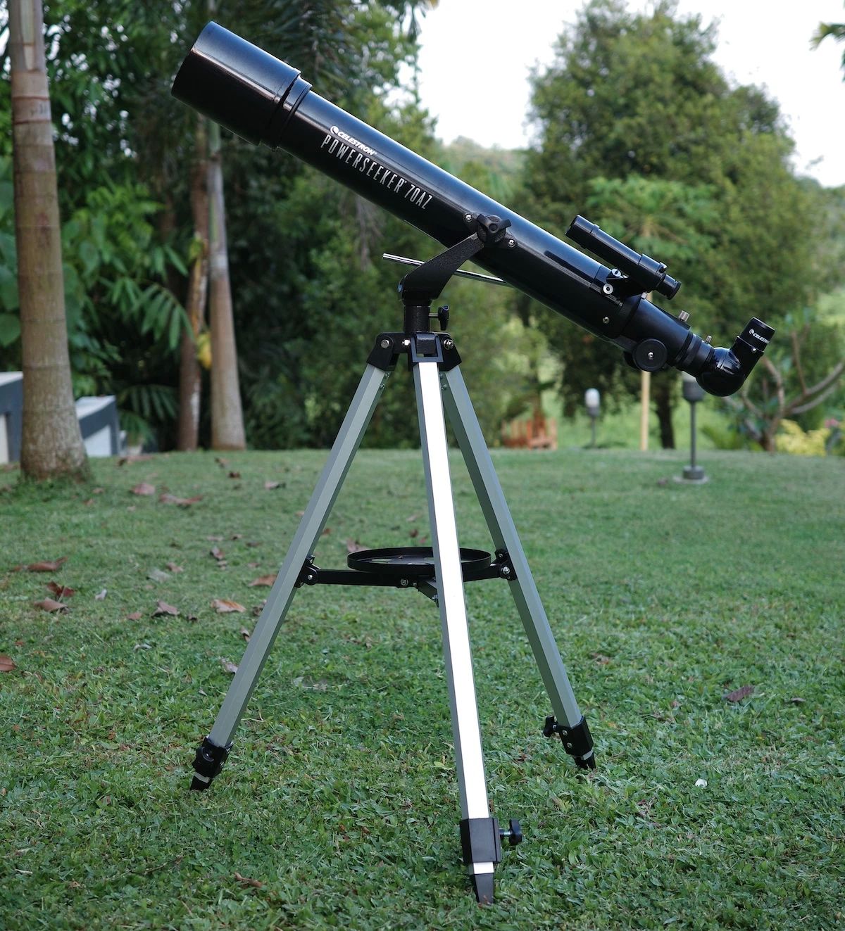 Celestron AstroMaster 70 AZ telescope_5
