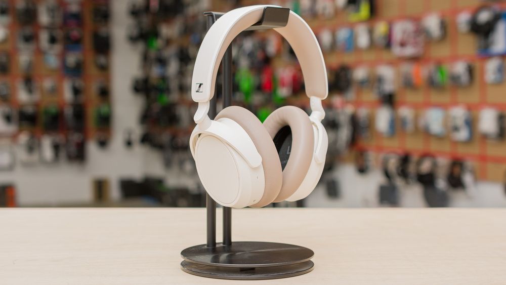 Sennheiser AccentumPlus Headphones White_2