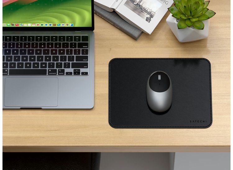 Satechi Vegan-Leather Premium Mouse Pad - Black_5