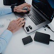 HDD extern Verbatim Store n Go 4TB 2.5 3.0 black_3